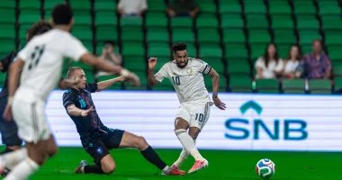 سالم الدوسري على أعتاب إنجازين تاريخيين فى مواجهة الرأس الأخضر بكأس العالم