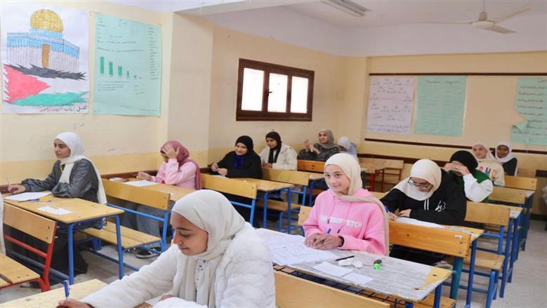مواصفات امتحان اللغة لطلاب الثانوية العامة 2026.. 55 سؤالاً والدرجة النهائية من 80
