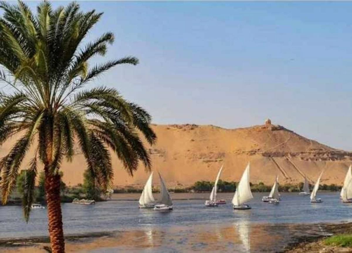محافظة أسوان تحصد جائزة التميز للعام الرابع وتخصص قيمتها لإنشاء سوق كوم أمبو الحضاري