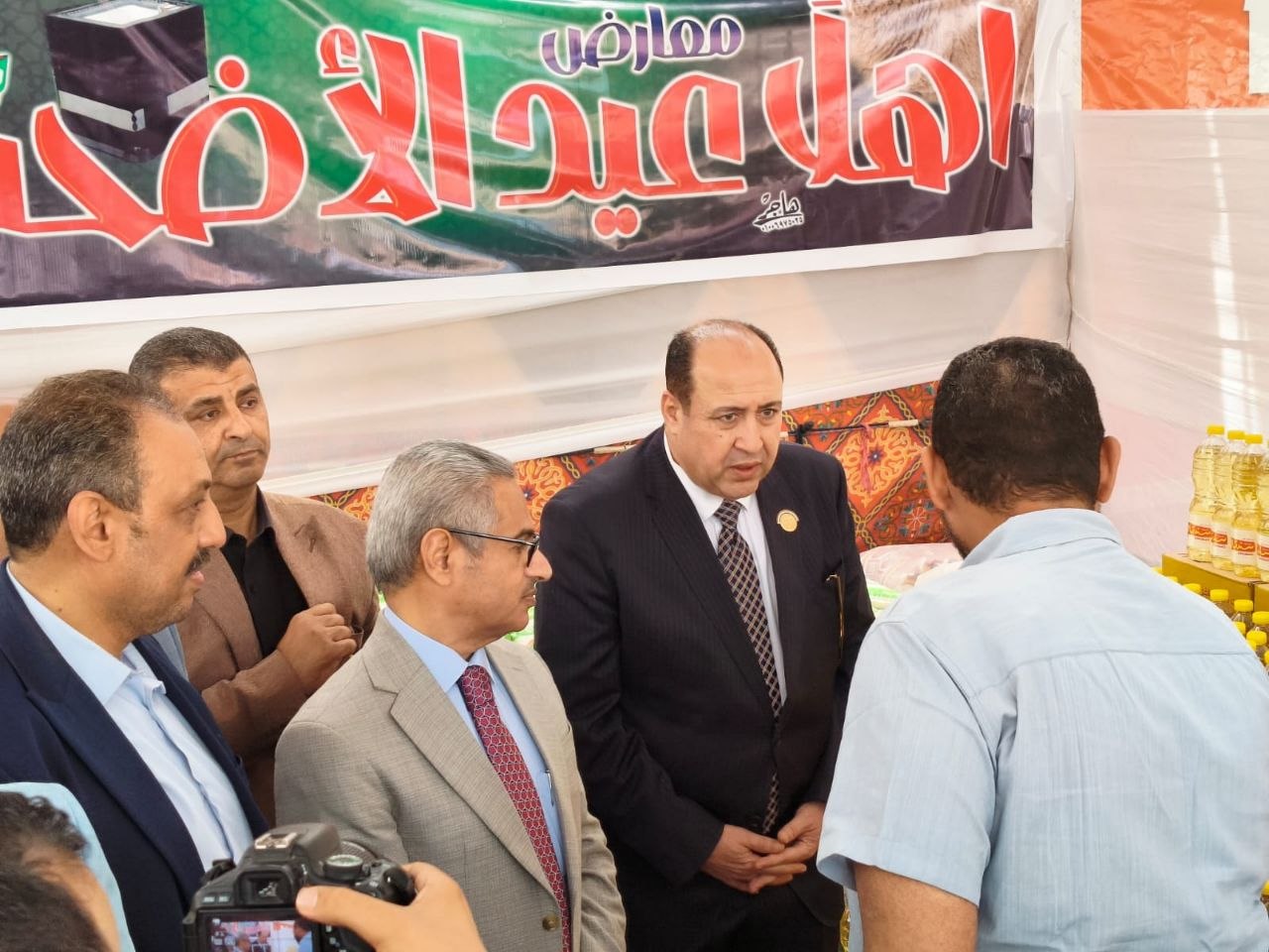 "صوت البلد " محافظ بني سويف ورئيس الغرفة التجارية يفتتحان معرض “أضحى مبارك” بتخفيضات كبيرة على اللحوم والسلع