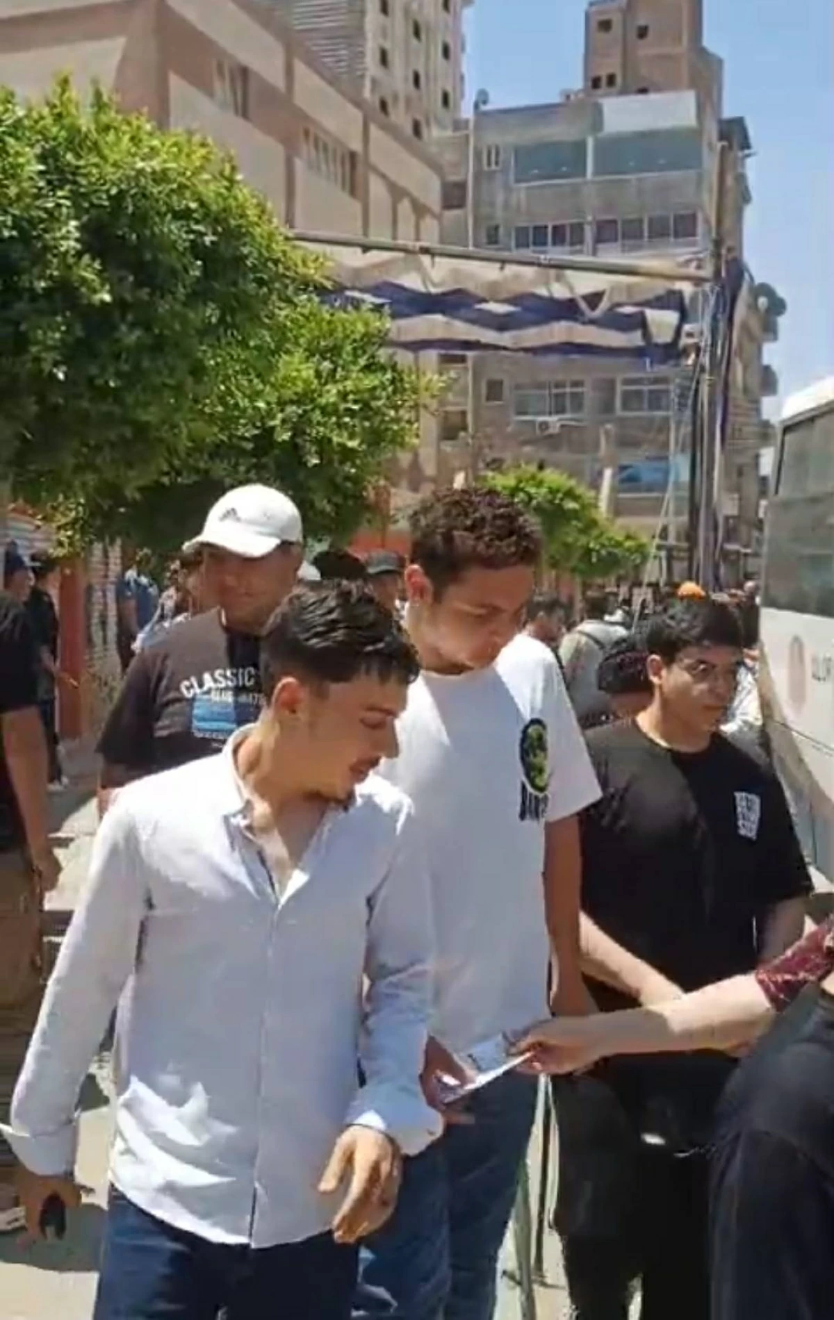 صعوبة النحو وضيق الوقت.. شكاوي بين طلاب الثانوية العامة بالغربية من صعوبة امتحان اللغة